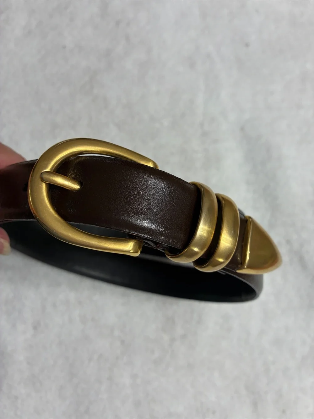 Women’ Dark Brown Leather Belt with Gold Buckle. Vintage the Ritz Accessory Coll